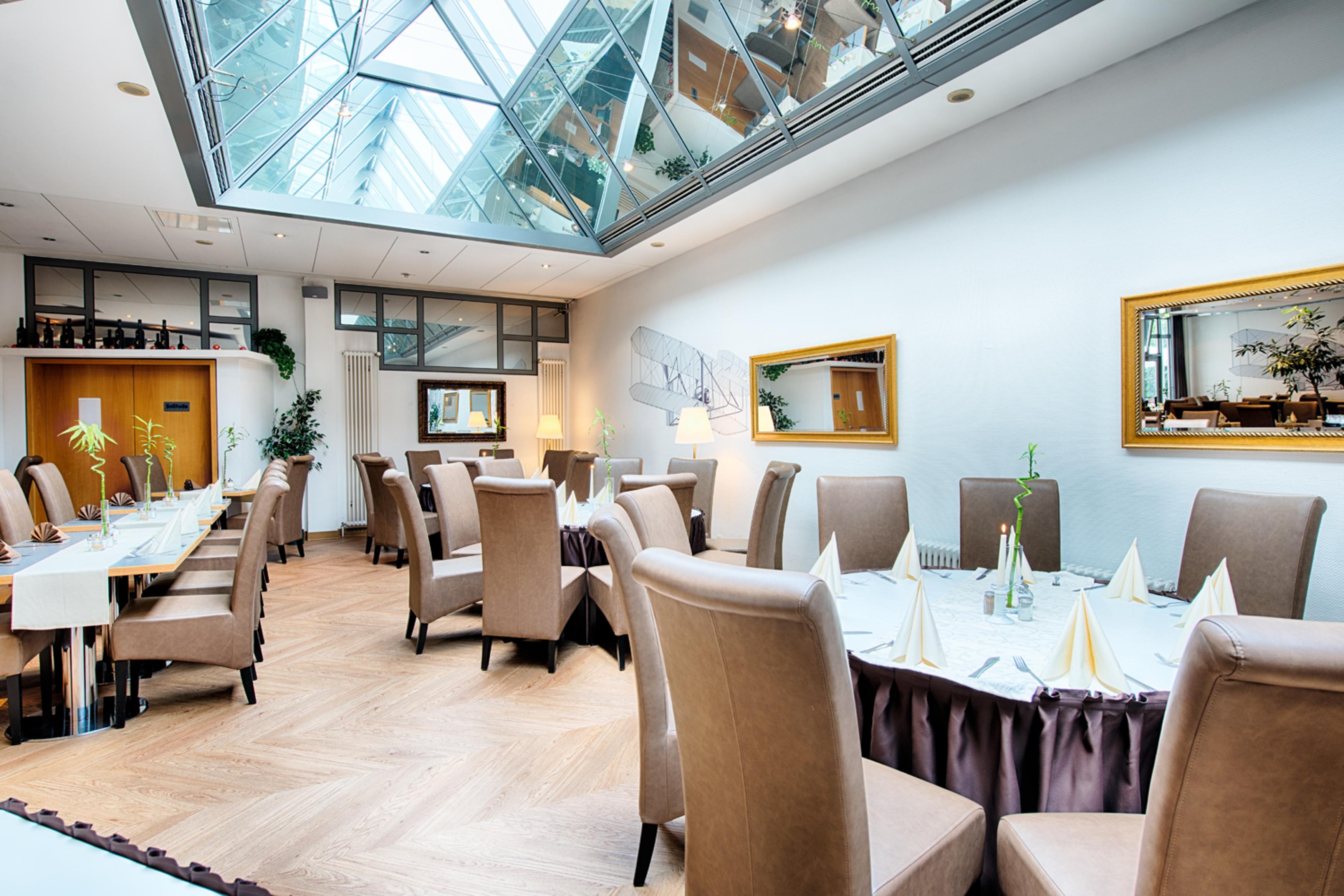 Achat Hotel Stuttgart Airport Messe מראה חיצוני תמונה