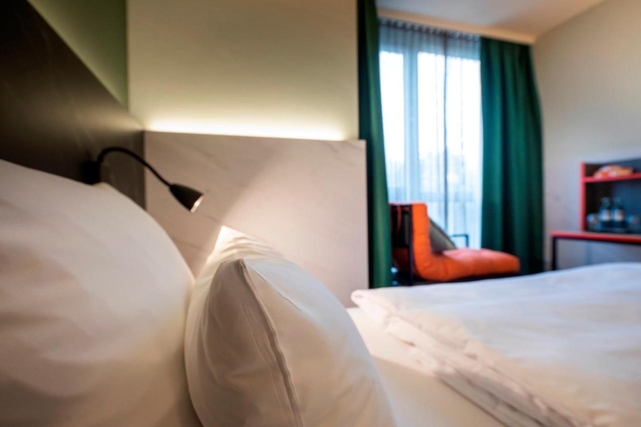 Achat Hotel Stuttgart Airport Messe מראה חיצוני תמונה