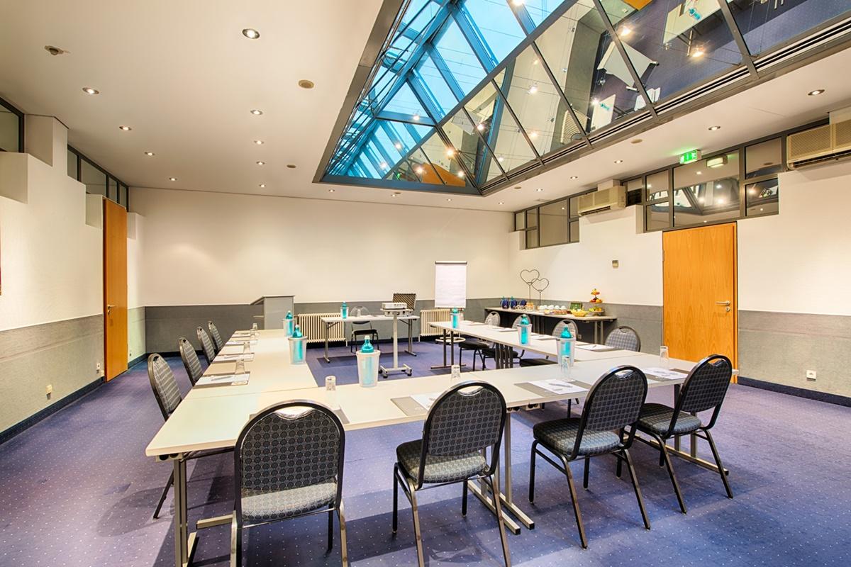 Achat Hotel Stuttgart Airport Messe מראה חיצוני תמונה